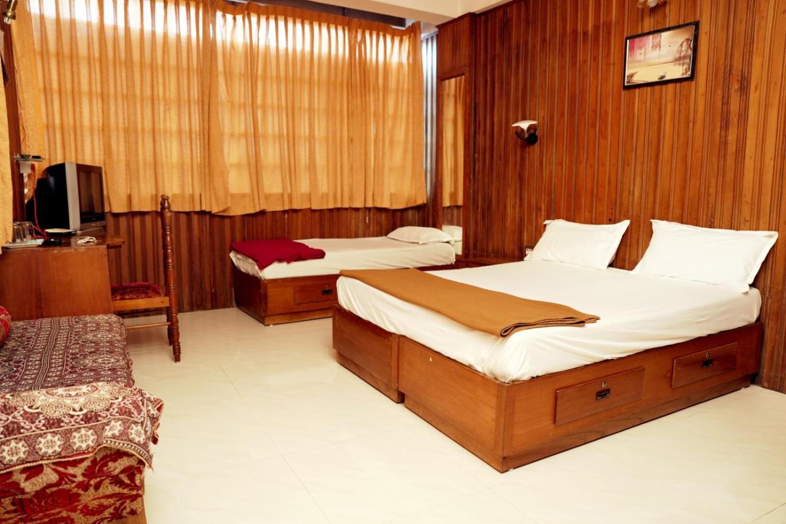 Dolphin Residency Hotel Thekkady Luaran gambar
