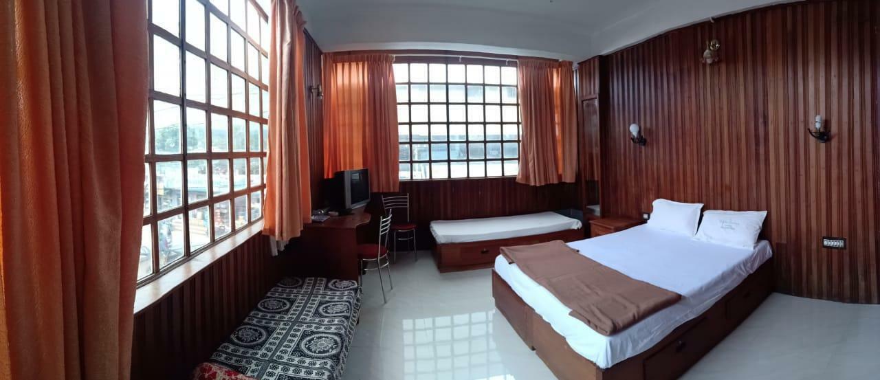 Dolphin Residency Hotel Thekkady Luaran gambar